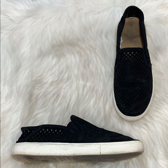 Time And Tru Black Perforated Suede Slip Ons Sz 8 - Picture 1 of 6